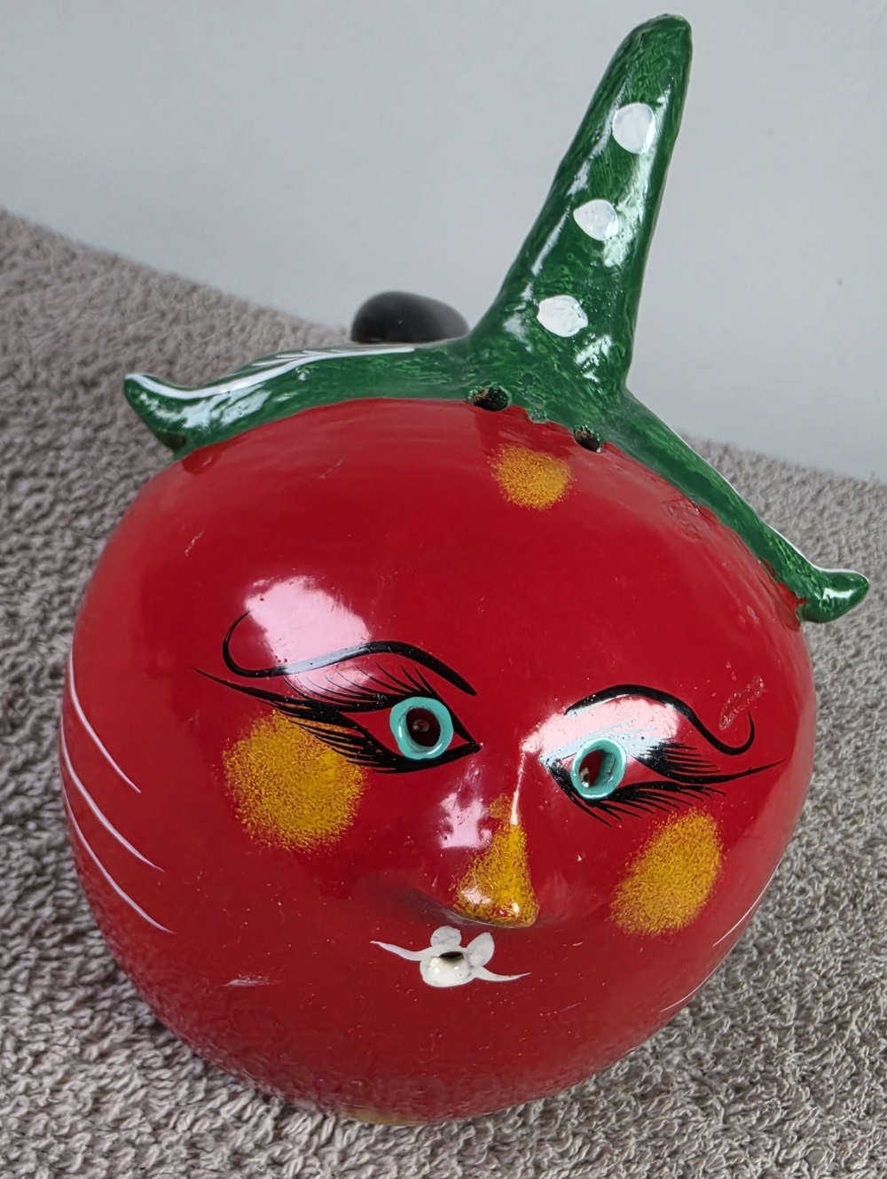 Vintage Red Tomato Face Coconut Shell Decorative - Picture 2 of 6